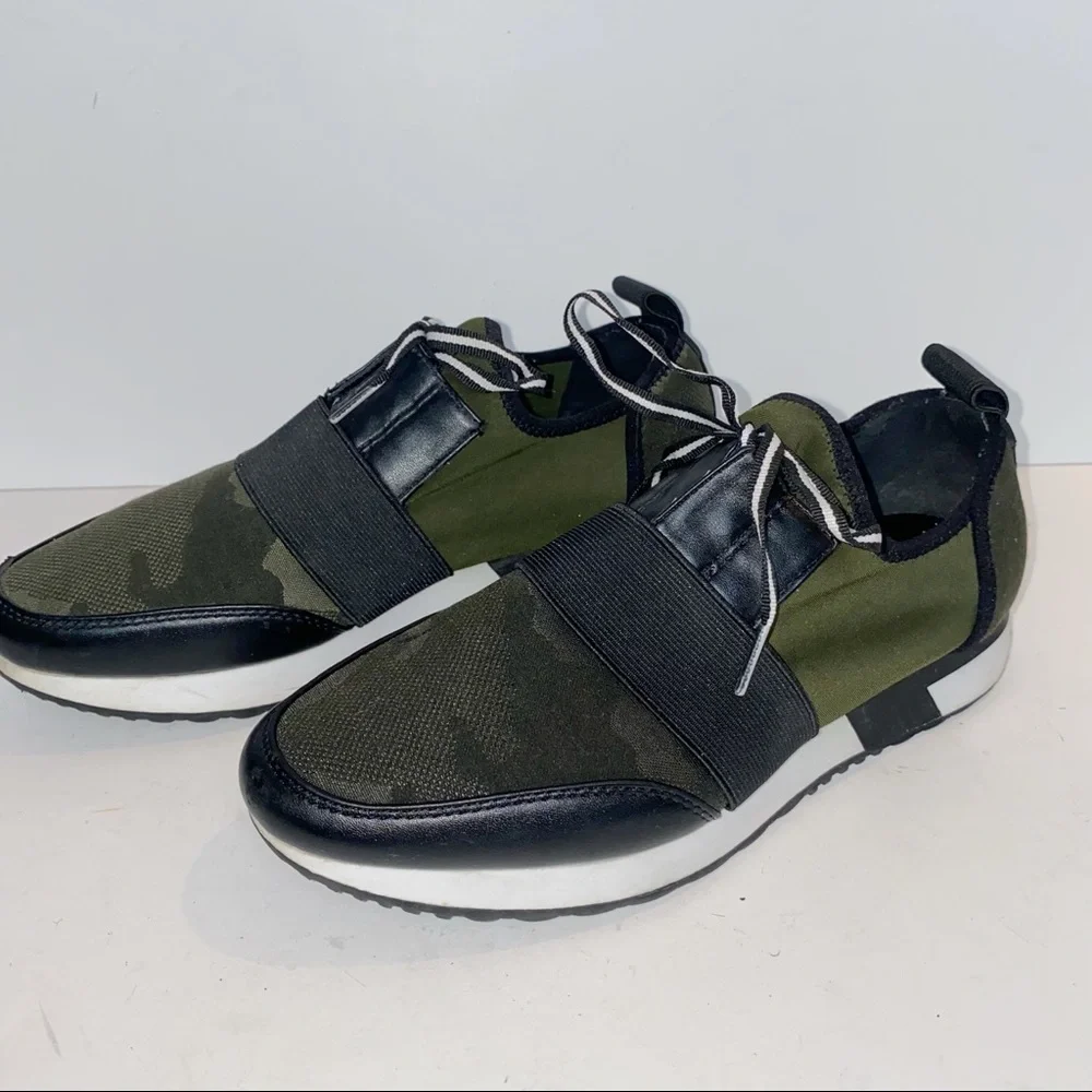 Steve Madden | Antics Green Camo Sneaker 7.5